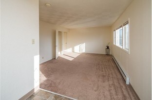 787 Elm St Anchorage AK Apartments