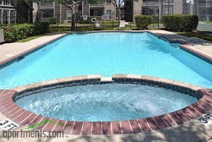 Timber Ridge Apartments