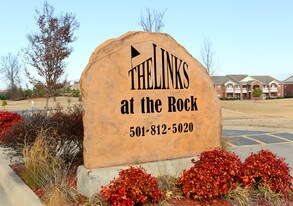 Links at the Rock Apartments