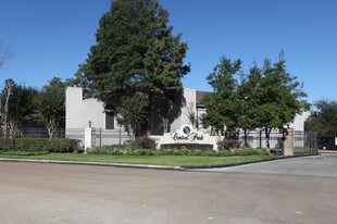 Central Park Regency Apartments