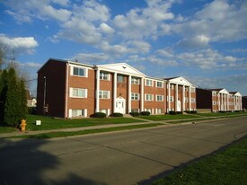 3800 25th St Moline IL Apartments