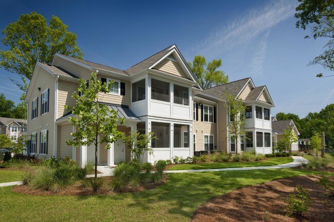 Element Carolina Bay Apartments