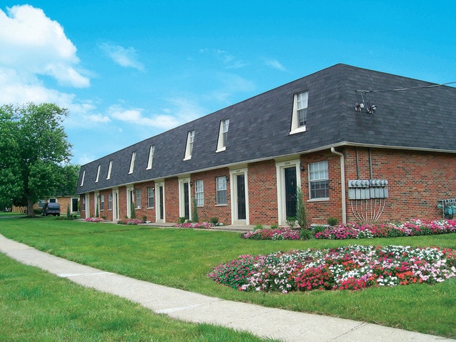 Bayberry Place Townhomes Apartments