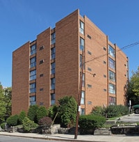 Shaw Manor Apartments