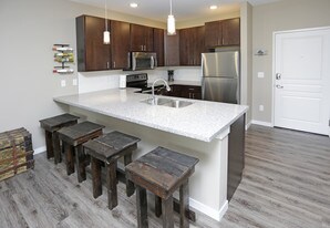 Retreat at Urban Plains Apartments