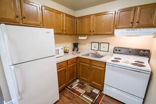 Spring Manor Apartments