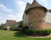 Castlewood Apartments