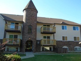 Brandywine Crossing Apartments