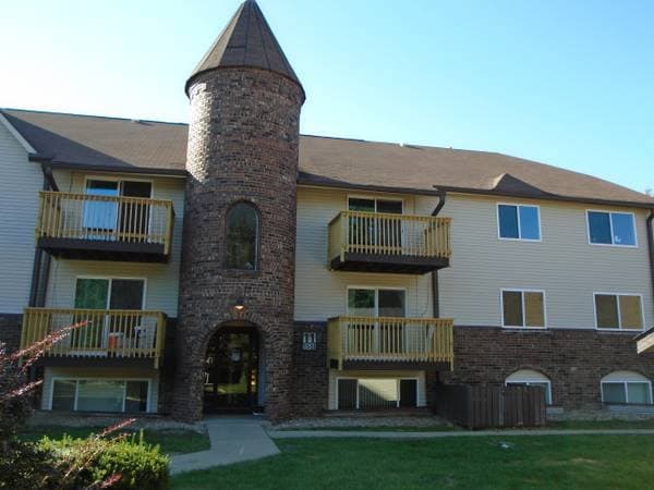 Brandywine Crossing Apartments