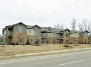 Hall Creek-Arlington Apartments