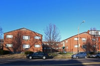Reservoir Square Apartments