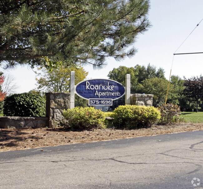 Roanoke Apartments In Rochester Hills Mi Roanoke Apartments In Rochester Hills Mi
