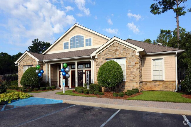 Pine Bend & The Hamptons Apartments