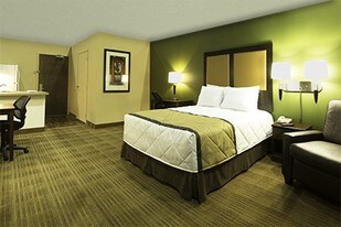 Furnished Studio – Chicago - Hillside