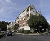 The Landings at Port Imperial Apartments