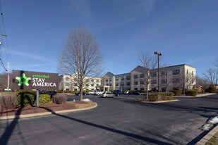Furnished Studio – Providence - Warwick Apartments
