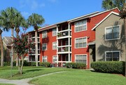 Barrington at Mirror Lake Apartments