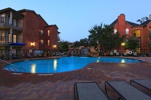 THE PARK AT RESEARCH FOREST Apartments