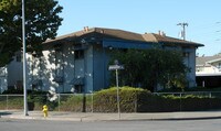 223 Alexander Ave Apartments
