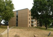 Parkway Estates of Burnsville Apartments