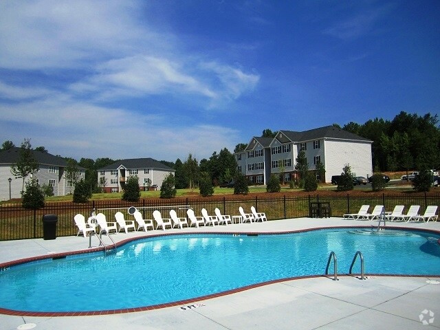The Pointe at Peters Creek Apartments