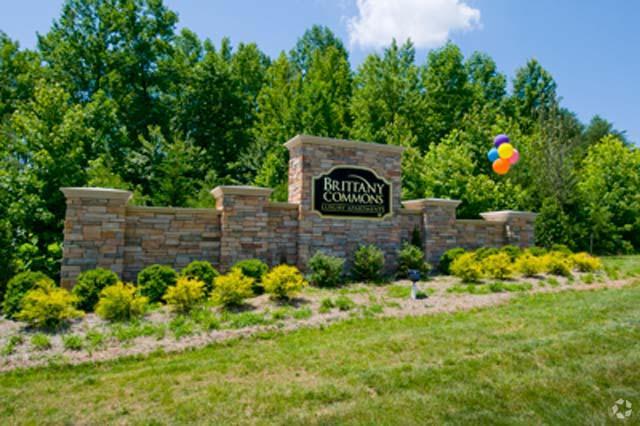Brittany Commons Apartments