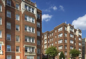 Paramount Apartments