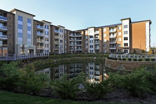 Four Seasons 4 Apartments