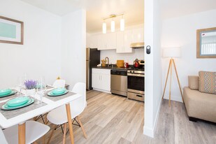180FLATS Apartments