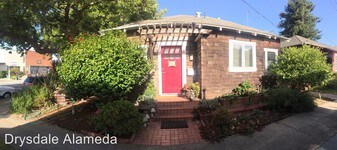 1 Bedroom Single-Family Home for Rent $2200