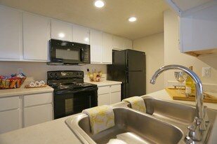 Westlake Villas Apartments