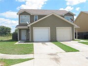 3 Bedroom Townhome for Rent $1000