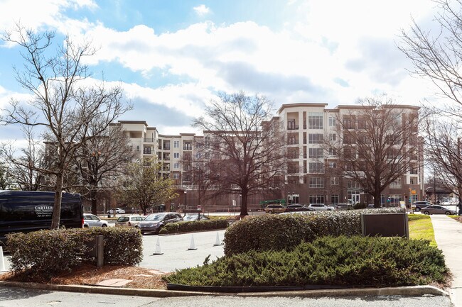 Presley Uptown Apartments