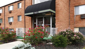Montgomery Plaza Apartments