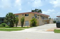 230 7th St Apartments