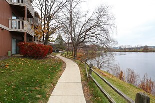 Lakeside Apartments