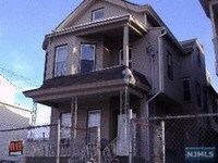 452 River St Apartments