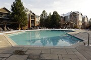 Westlake Greens Apartments
