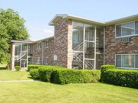 Farmington Court Apartments
