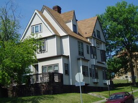 629 E 1st St Duluth MN Apartments