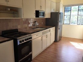 2821 SW 1st Ave Miami FL Apartments