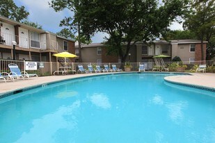 Riveraine Apartments