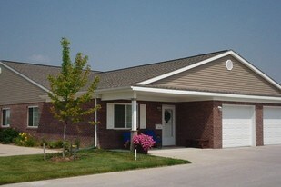 Leisure Living Apartments