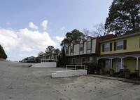 2028-2062 Belle Terra Rd Apartments