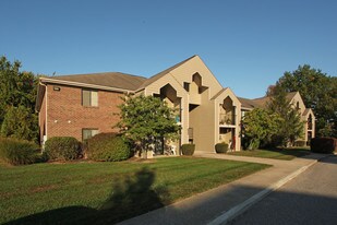 Hillview Woods Apartments