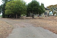 2702 Stony Point Rd Apartments