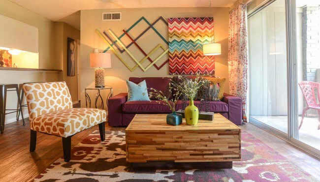 Distinction Apartments