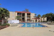 Royal Oaks Apartments