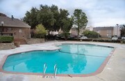 Del Rey Village Apartments
