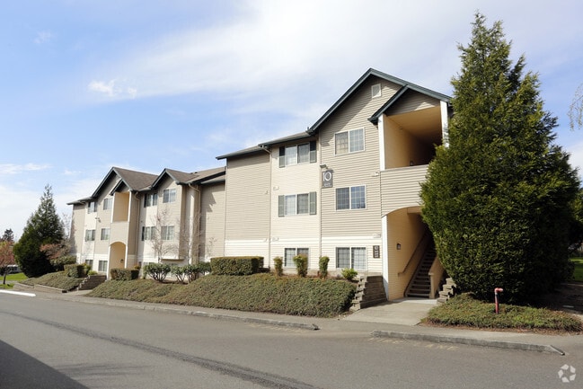 Deer Creek Apartments